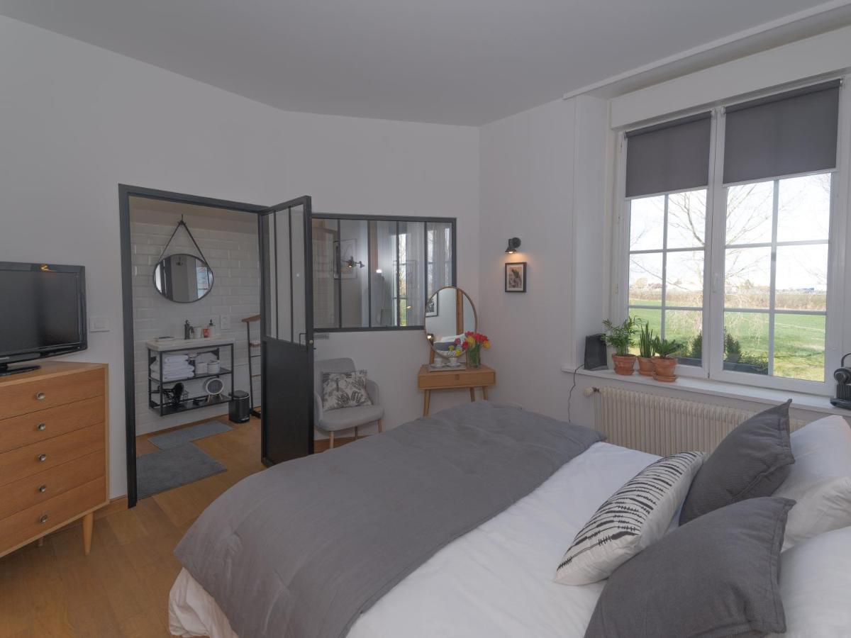 Les Berges Hotel Bourbourg Exterior photo