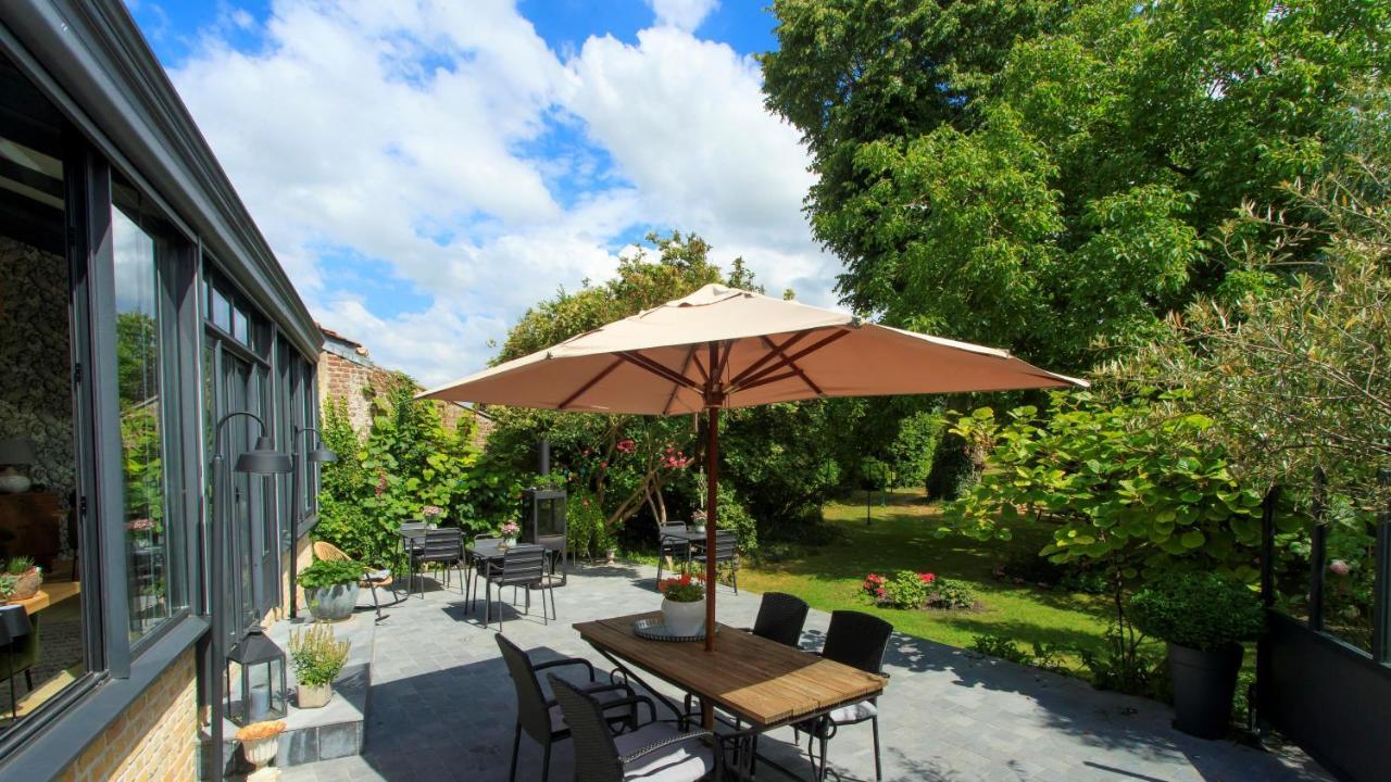 Les Berges Hotel Bourbourg Exterior photo