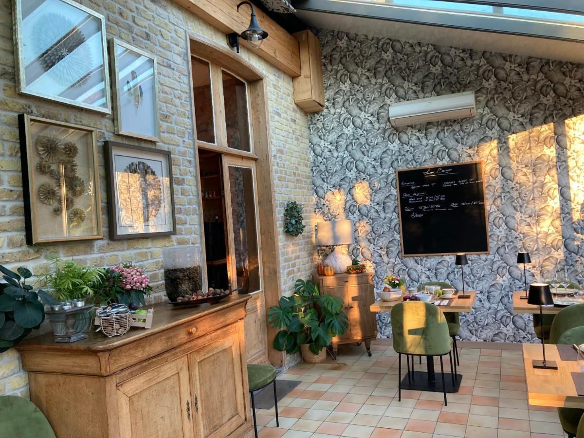 Les Berges Hotel Bourbourg Exterior photo